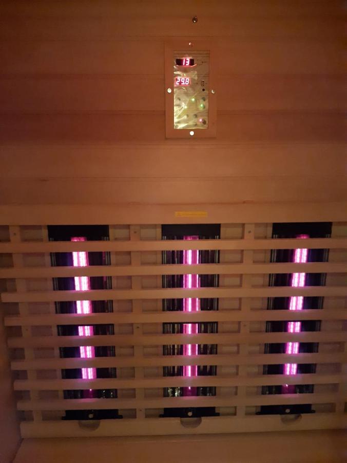 B&B Droom In De Polder -De Salon- Luxe Appartement Met Prive-Sauna Arnemuiden Εξωτερικό φωτογραφία